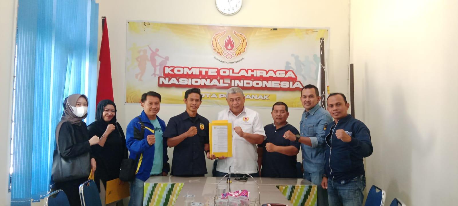 Tingkatkan Prestasi Atlet di Berbagai Event, KONI Kota Pontianak Salurkan Dana Pembinaan Cabor Tahun 2025